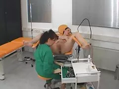 Bisexuales fantasía amateur follando FemDom video
