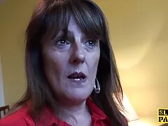 Entrevista follando rico en casa de small co